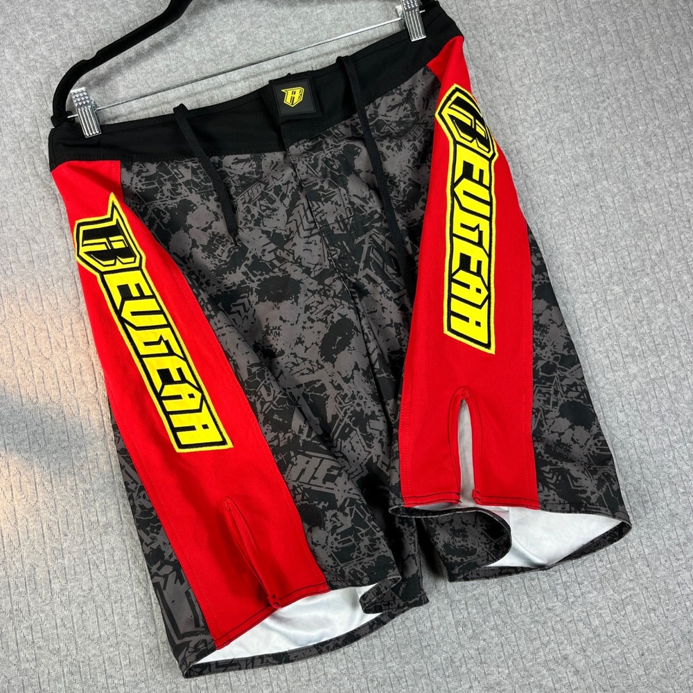 Revgear UFC Board Shorts Men 32 Black Red MMA Grappling Combat Training Trunks